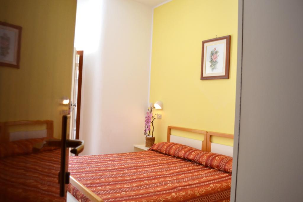 Hotel Solmar Cattolica Room photo